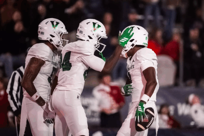 ‘Dogs stall in second quarter, fall on senior night